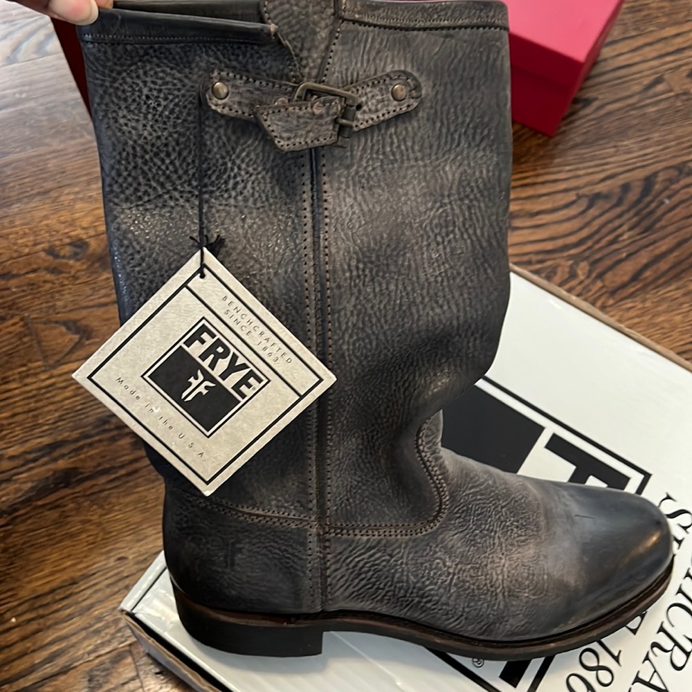 NEW Carmen stitch Short boot